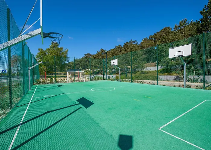 Apartamento Leśny Ogród - Kompleks Wydma&las - 200 M Do Morza, Widok Na Sosnowy Las, Leśny Ogród O Pow 160 M2, Bezpłatny Parking, Faktura Vat, Ochrona, Plac Zabaw, Boisko Wielofunkcyjne *